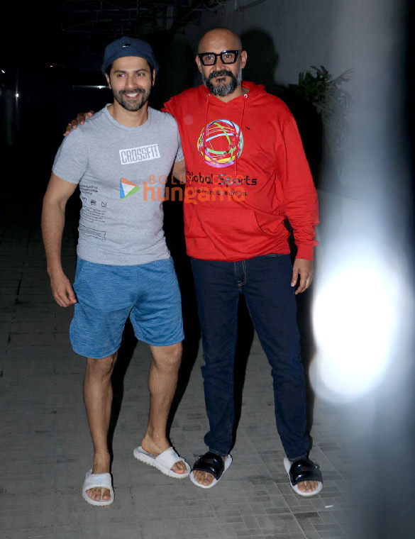 photos varun dhawan and shashank khaitan snapped in bandra 2