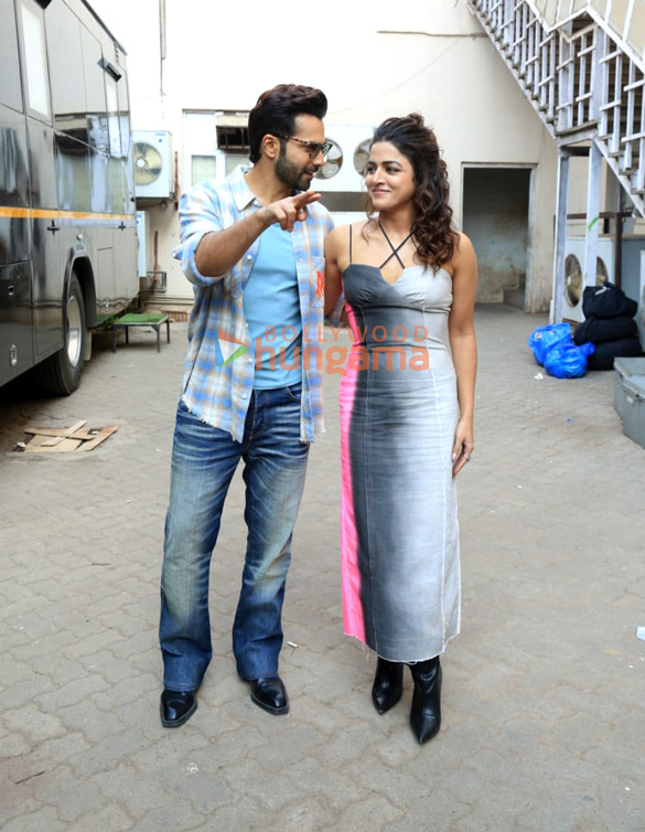 photos varun dhawan and vamiqa gabbi snapped promoting baby john 3