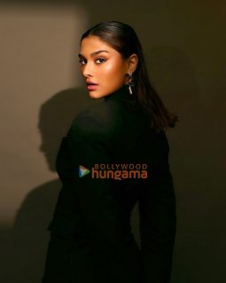 Saiee Manjrekar