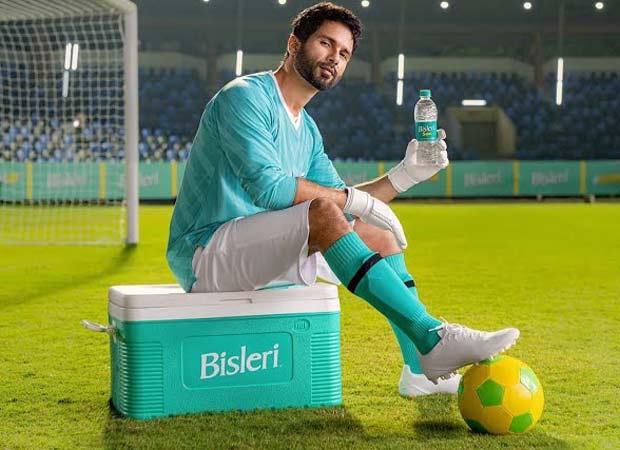 Shahid Kapoor teams up with Bisleri for #DrinkItUp sports campaign