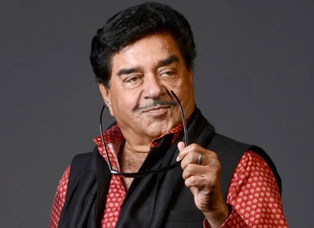 Shatrughan Sinha roars, "Mere ghar aur pariwar walon ke oopar koi ungli uthayega toh main bardasht nahin karoonga" 