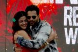 Varun Dhawan & Wamiqa Gabbi’s rocking dance performance at the trailer lauch of ‘Baby John’