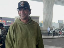 Dr. Mashoor Gulati aka Sunil Grover papped at the airport