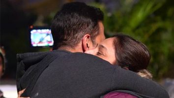 Akshay Kumar welcomes Tabu with a hug on Bhooth Bangla set as they reunite after 25 years