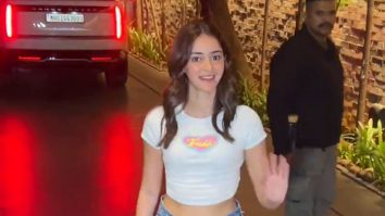 Bae can slay a casual white tee and a denim jeans! Ananya Panday