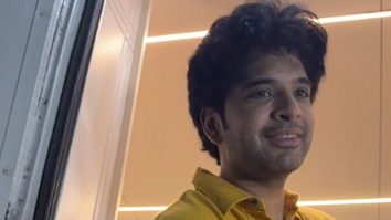 Karan Kundra nailing the yellow shirt look