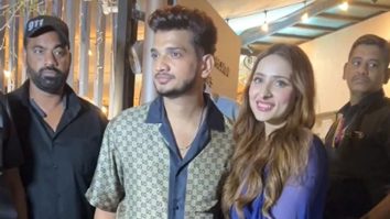 Munawar Faruqui posing with his beloved wife