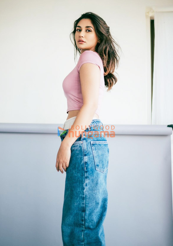 nikita dutta 5 41
