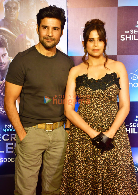 photos aahana kumra rajeev khandelwal sai tamhankar and others grace the premiere of the secrets of the shiledars 17