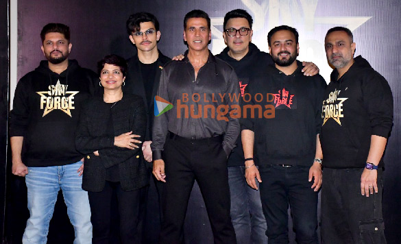 Photos: Akshay Kumar, Veer Pahariya and others grace Sky Force trailer launch Photos: Akshay Kumar, Veer Pahariya and others grace Sky Force trailer launch