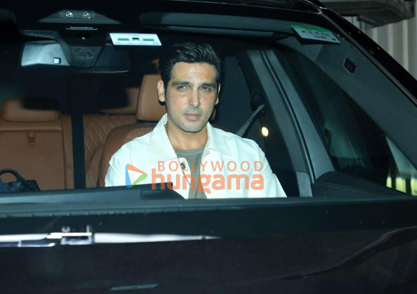photos ananya panday madhuri dixit karan johar and others attend farah khans birthday bash 20