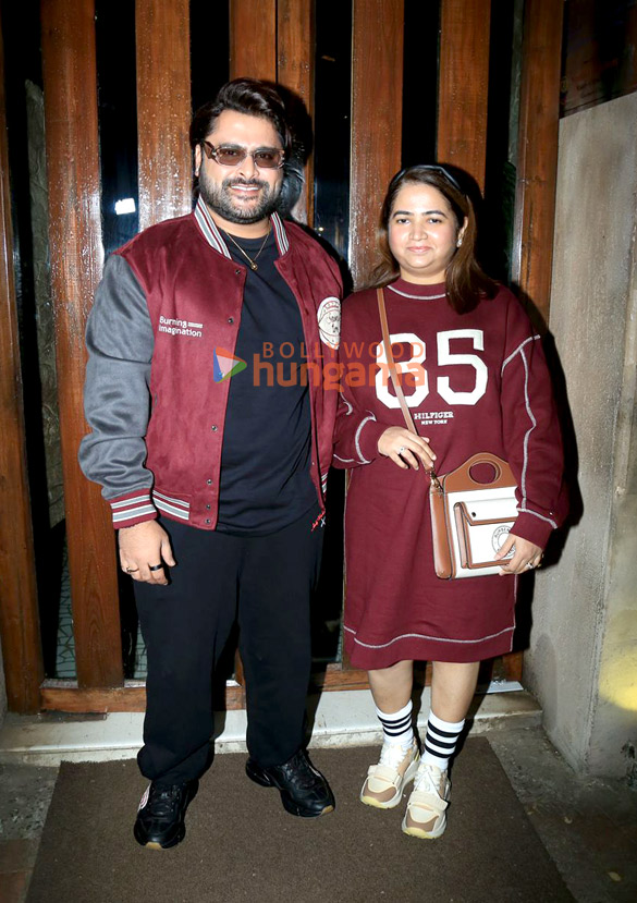 photos celebs attend anusha dandekars birthday bash at bastian in bandra 4
