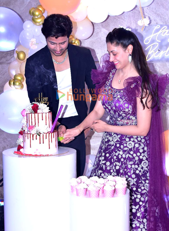 Photos: Gurleen Chopra snapped celebrating her birthday as she hosts a housewarming bash too with D Randhawa Photos: Gurleen Chopra snapped celebrating her birthday as she hosts a housewarming bash too with D Randhawa