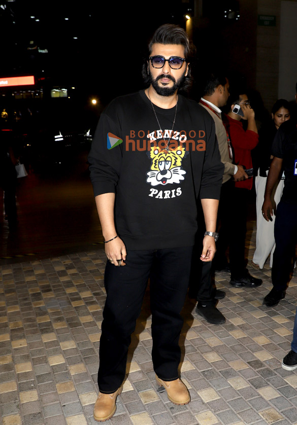 photos gauri khan malaika arora diana penty sophie choudry and others walk the red carpet of ajio luxe weekend celebration of fashion art and design 21