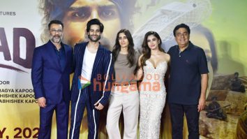 Photos: Kajol, Aaman Devgan, Rasha Thadani and others grace the premiere of Azaad