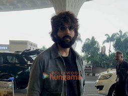 Photos: Kartik Aaryan snapped at the airport