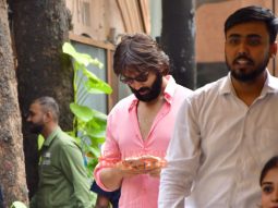 Photos: Kartik Aaryan snapped in Juhu
