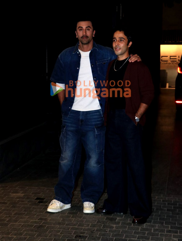 photos ranbir kapoor ananya panday and others grace the special screening of black warran 5