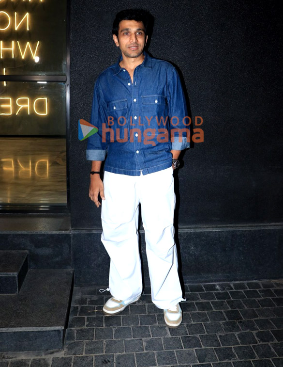 photos ranbir kapoor ananya panday and others grace the special screening of black warran 7