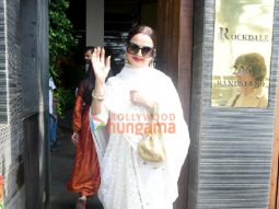Photos: Rekha snapped at Bandstand