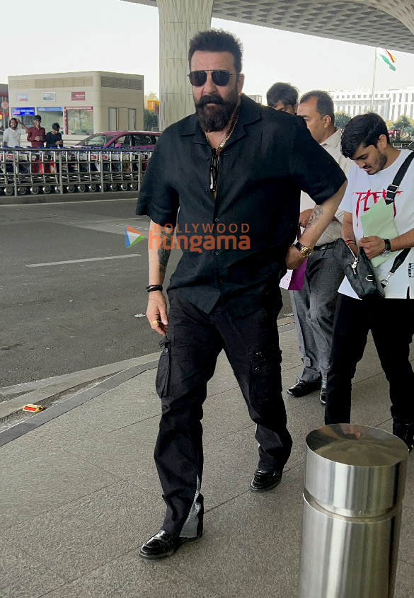 photos sanjay dutt ayushmann khurrana hema malini and utkarsh sharma snapped at the airport 5