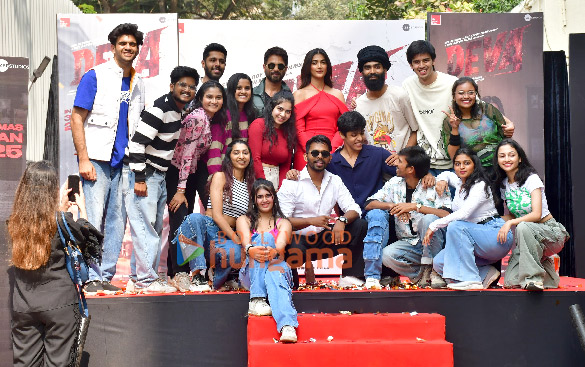 photos shahid kapoor and pooja hegde grace deva trailer launch 2