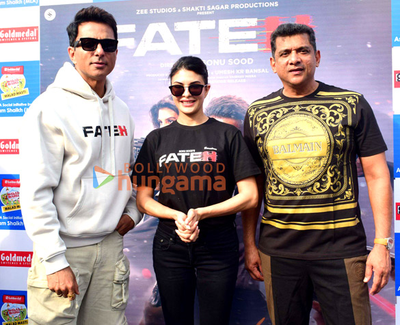 photos sonu sood jacqueline fernandez and others attend malad masti by mla aslam shaikh 4