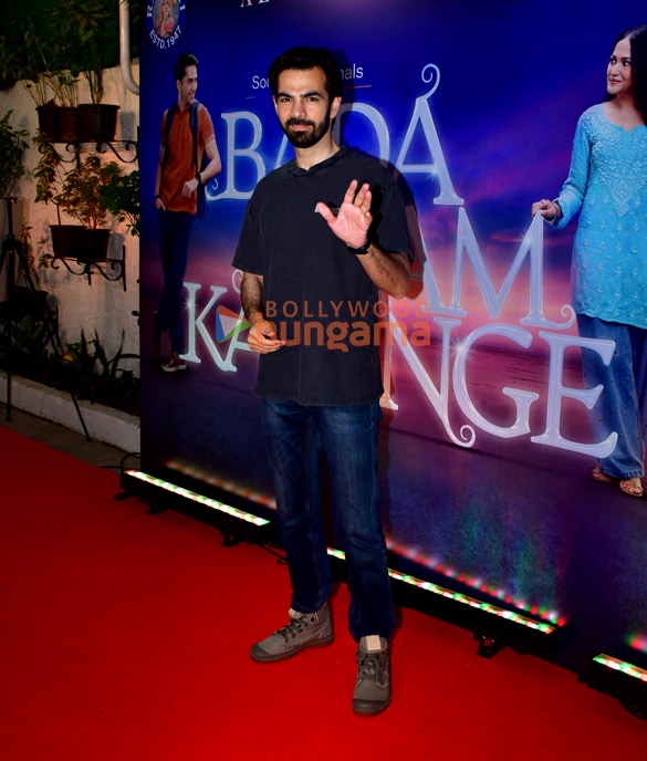 photos sooraj barjatya sara khan and others grace the premiere of bada naam karenge 11