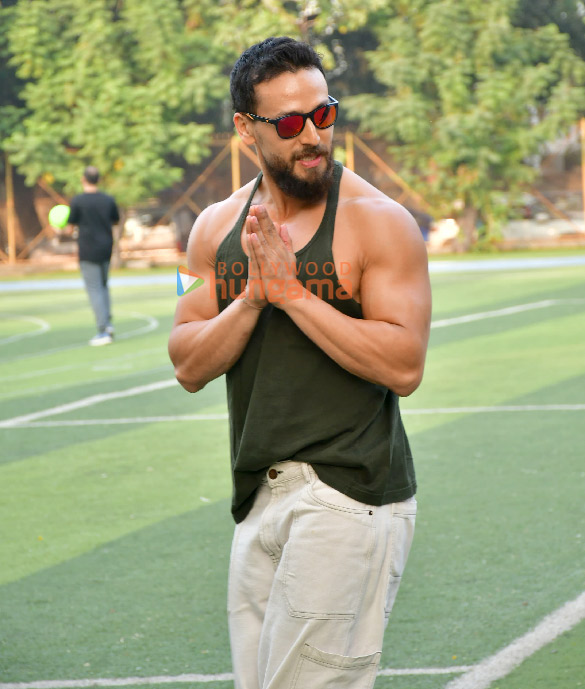 photos tiger shroff shabir ahluwalia and others snapped during a football match 4