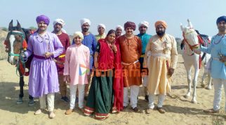 On The Sets Of The Movie Moti Sethani