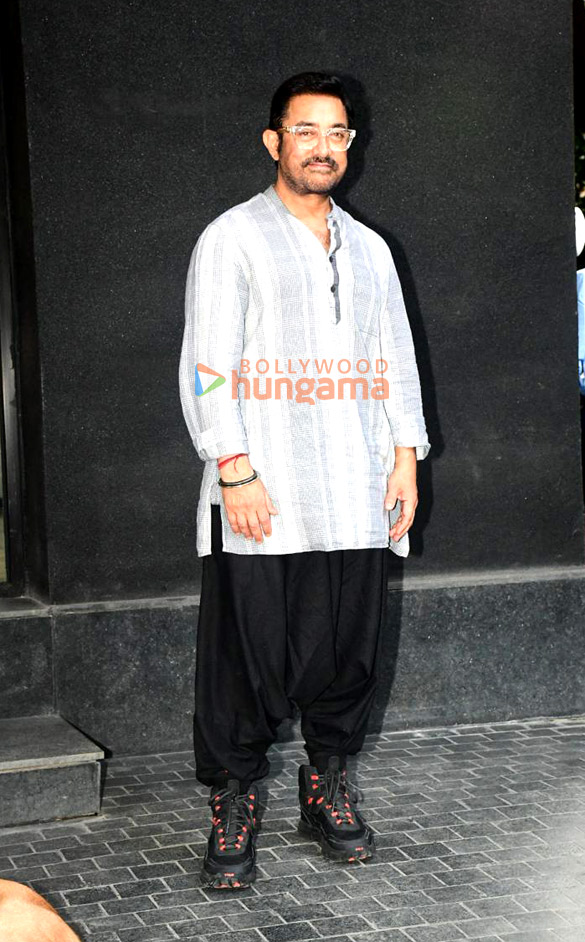 photos aamir khan ira khan and nupur shikhare grace the special screening of loveyapa 5