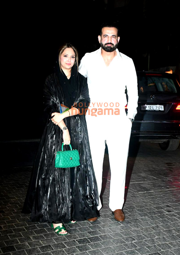 photos aamir khan kajol ira khan and others grace the special screening of loveyapa 1