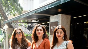 Photos: Amruta Khanvilkar and Neha Pendse snapped outside a cafe in Bandra