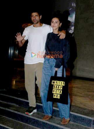 Photos: Farhan Akhtar, Shibani Dandekar and others snapped at Excel Entertainment