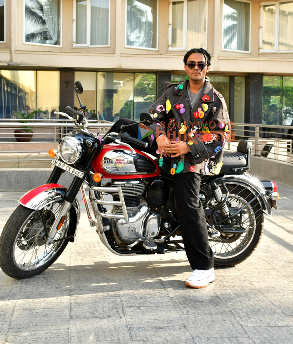 photos gajraj rao renuka shahane shivani raghuvanshi bhuvan arora and sparsh shrivastava snapped promoting dupahiya 5