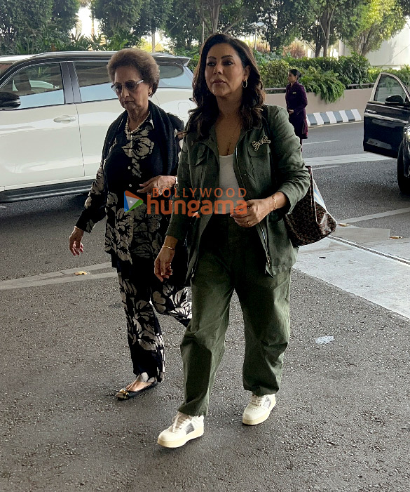 Photos: Gauri Khan, Adnan Sami, Krishna Shroff and others snapped at the airport Photos: Gauri Khan, Adnan Sami, Krishna Shroff and others snapped at the airport