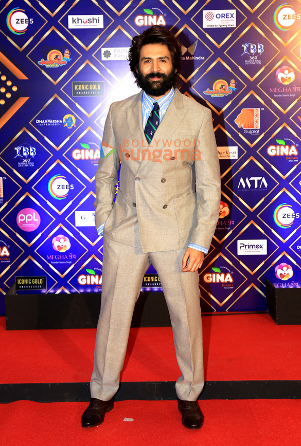 photos kartik aaryan nushrratt bharuccha adah sharma and others grace the iconic gold awards 2025 1