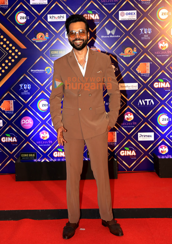 photos kartik aaryan nushrratt bharuccha adah sharma and others grace the iconic gold awards 2025 23