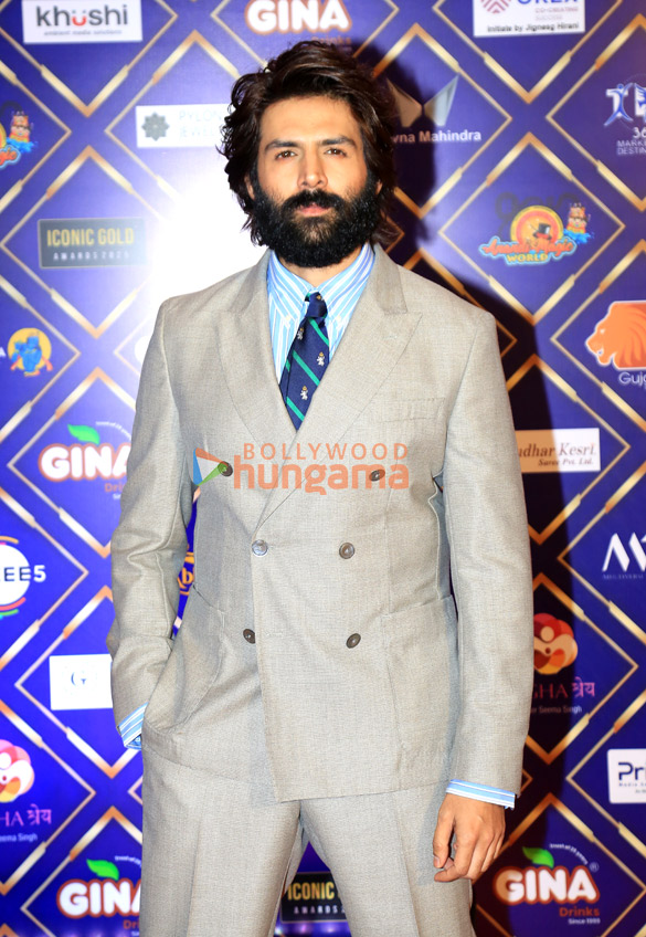 photos kartik aaryan nushrratt bharuccha adah sharma and others grace the iconic gold awards 2025 29