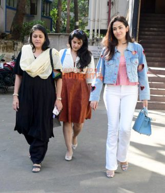 Photos: Mira Rajput Kapoor, Supriya Pathak and Sanah Kapur snapped outside a restaurant in Bandra
