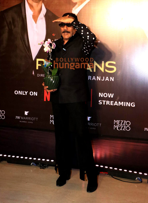photos rakesh roshan hrithik roshan neetu singh ayesha jhulka ameesha patel mahima choudhary and others snapped at the celebration of netflixs the roshans documentary 20