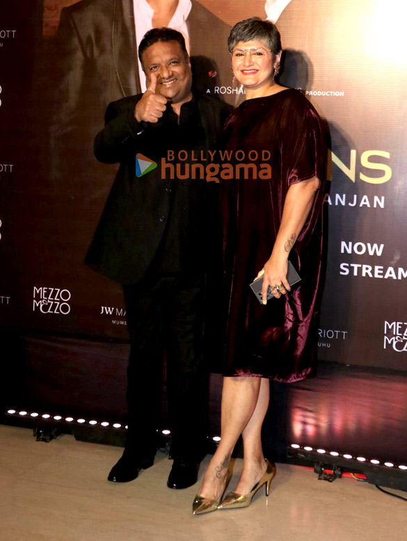 photos rakesh roshan hrithik roshan neetu singh ayesha jhulka ameesha patel mahima choudhary and others snapped at the celebration of netflixs the roshans documentary 22