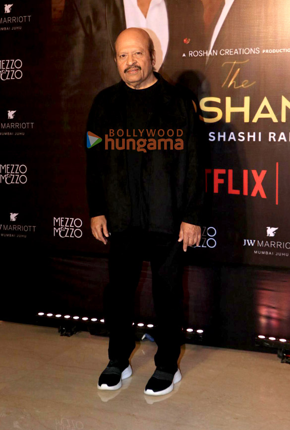 photos rakesh roshan hrithik roshan neetu singh ayesha jhulka ameesha patel mahima choudhary and others snapped at the celebration of netflixs the roshans documentary 24