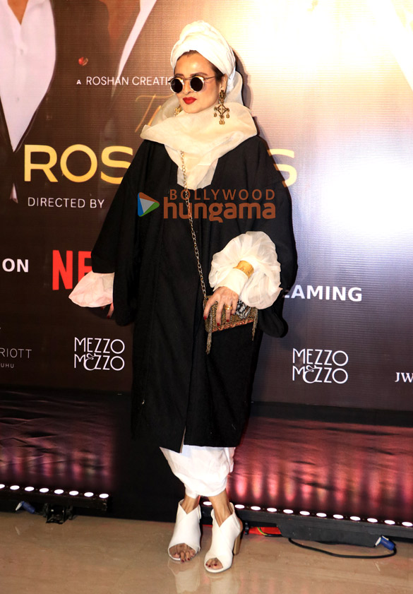 photos rakesh roshan hrithik roshan neetu singh ayesha jhulka ameesha patel mahima choudhary and others snapped at the celebration of netflixs the roshans documentary 7