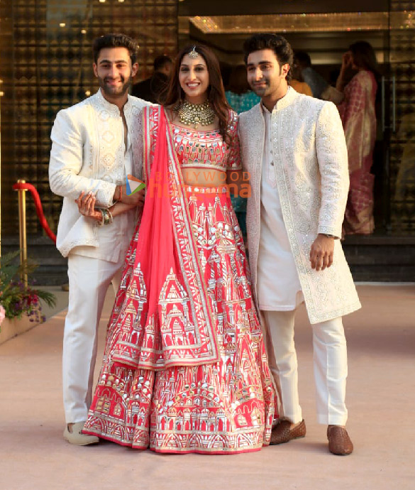photos randhir kapoor tina ambani and others attend aadar jains mehendi ceremony 6