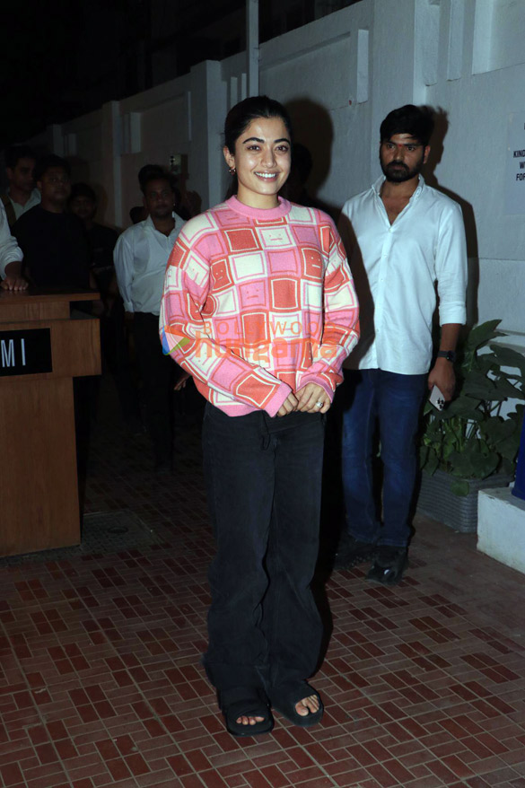 photos rashmika mandanna snapped in bandra 3 3