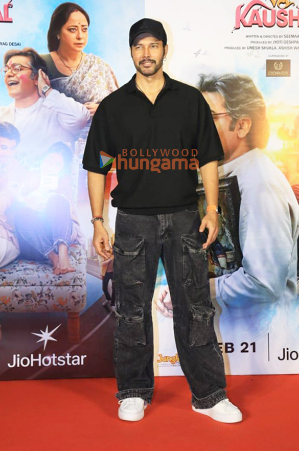 photos rohit shetty neil nitin mukesh isha talwar and others grace the premiere of kaushaljis vs kaushal 3