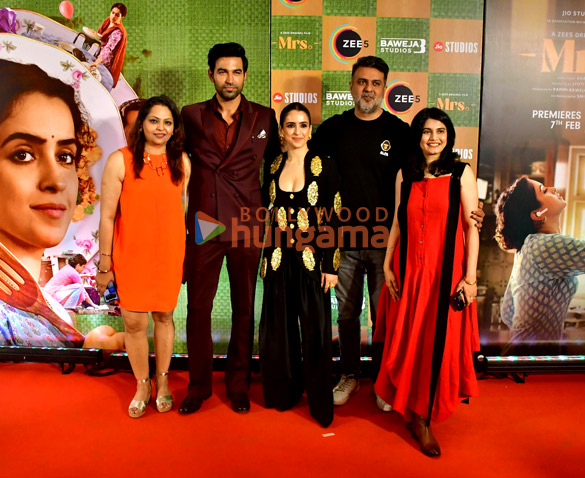 Photos: Shilpa Shetty, Sanya Malhotra, Harman Baweja and others grace the premiere of Mrs. Photos: Shilpa Shetty, Sanya Malhotra, Harman Baweja and others grace the premiere of Mrs.