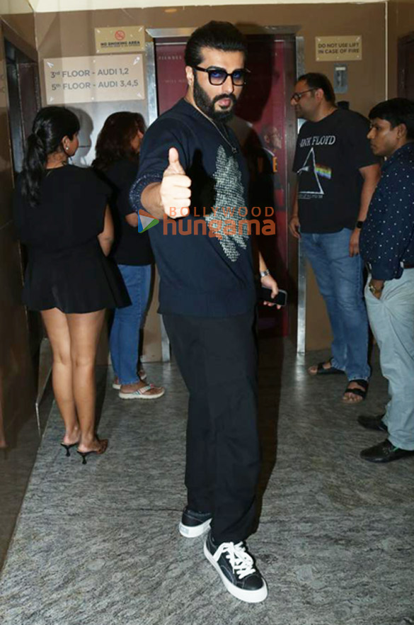 photos suhana khan khushi kapoor and others grace the special screening of loveyapa at pvr juhu 3