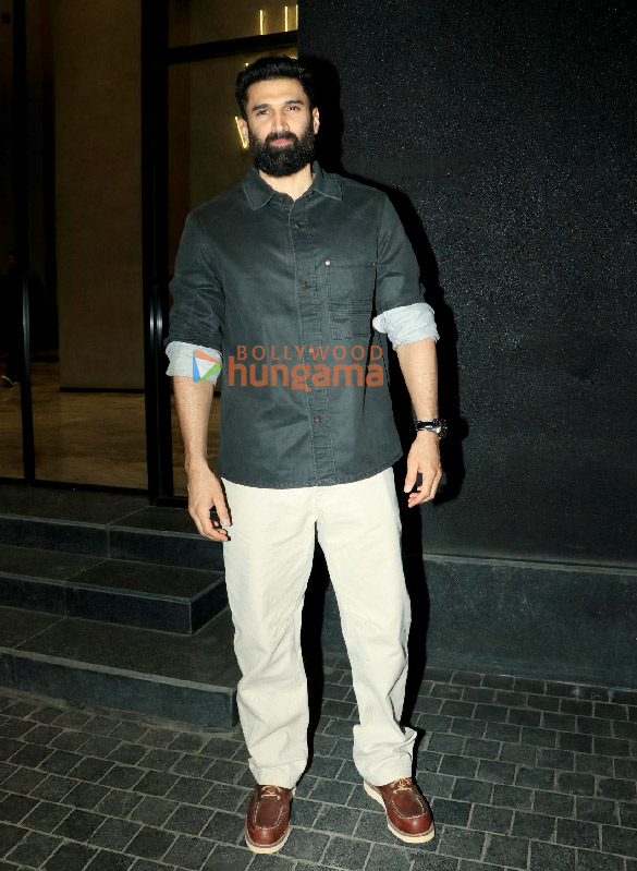 photos vidya balan aditya roy kapur siddharth roy kapur and rosshan andrrews grace the special screening of deva at excel entertainments office 3